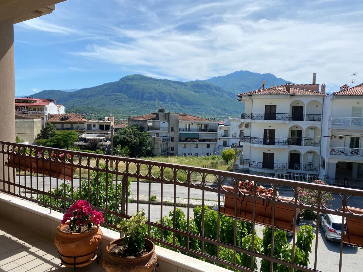 Saint Stephen'S Apartments At Meteora 2 كالامباكا المظهر الخارجي الصورة